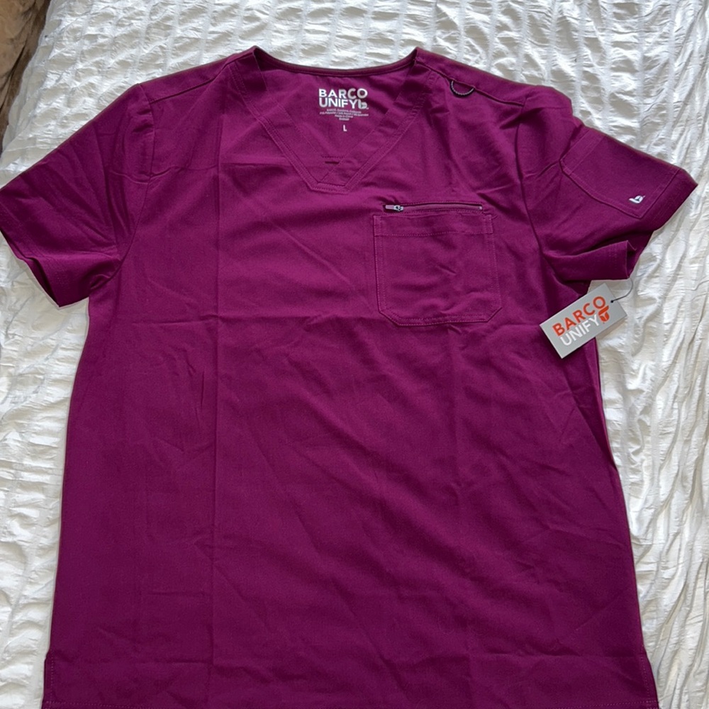 Brand new maroon scrub top UNISEX